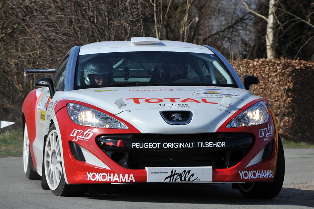 Kjeld Seidler og Marc Troels-Smith gav Peugeot RCZ-modellen sin verdensdebut i rally
(Foto: Morten Alstrup)